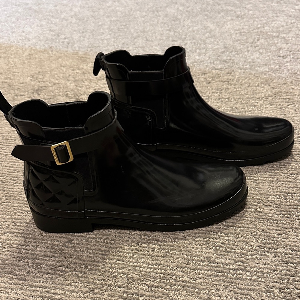 Hunter Black Glossy Ankle Boots